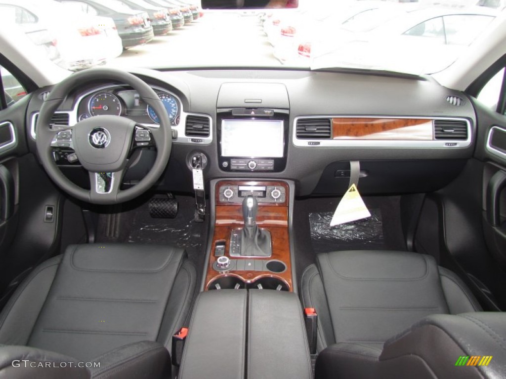 Black Anthracite Interior 2012 Volkswagen Touareg TDI Lux 4XMotion Photo #60470030