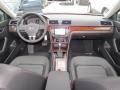 Platinum Gray Metallic - Passat 2.5L SEL Photo No. 5