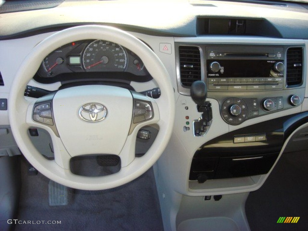 2011 Sienna LE - Super White / Bisque photo #11