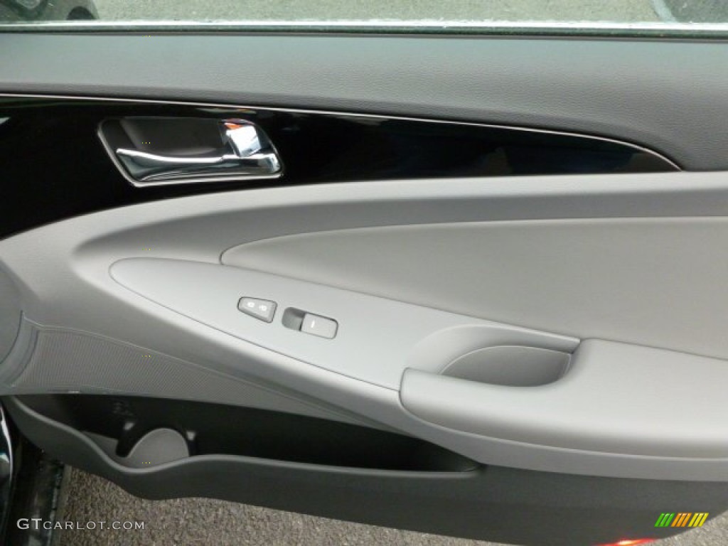 2012 Sonata Limited - Midnight Black / Gray photo #11