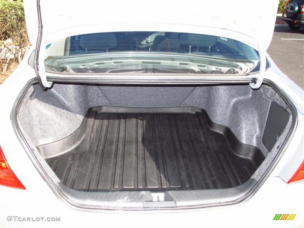 2006 Accord Value Package Sedan - Alabaster Silver Metallic / Black photo #5
