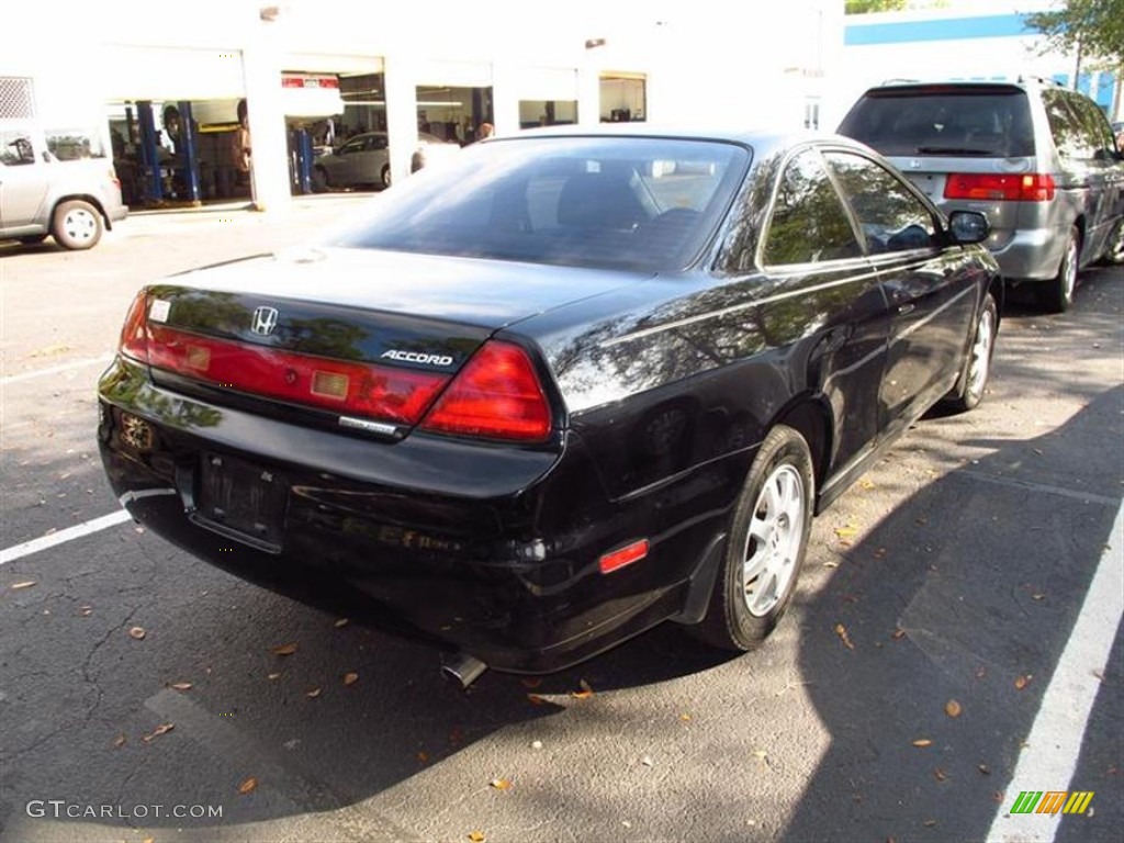 2002 Accord SE Coupe - Nighthawk Black Pearl / Quartz Gray photo #2