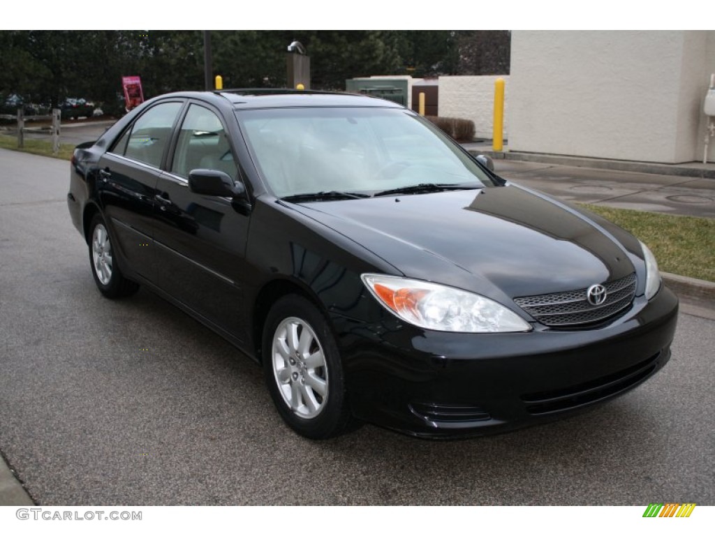 2002 Camry LE - Black / Stone photo #1