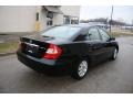 Black - Camry LE Photo No. 4