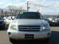 2002 Millennium Silver Metallic Toyota Highlander V6 4WD  photo #2