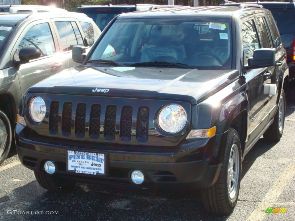 2012 Patriot Sport 4x4 - Black / Dark Slate Gray photo #1