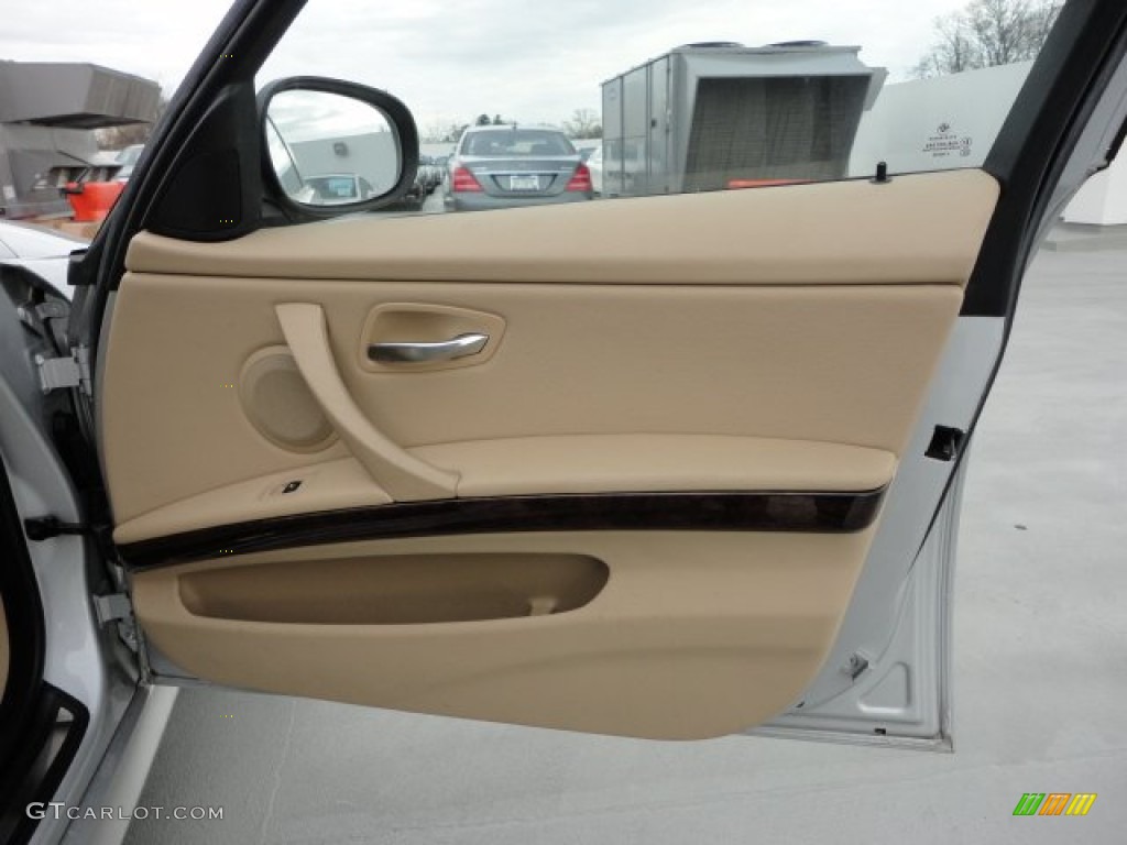 2009 BMW 3 Series 328xi Sedan Beige Door Panel Photo #60485039