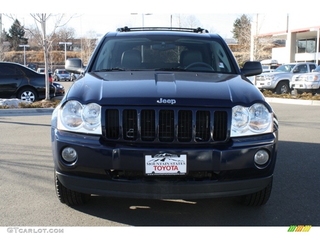 2006 Grand Cherokee Laredo 4x4 - Midnight Blue Pearl / Medium Slate Gray photo #6