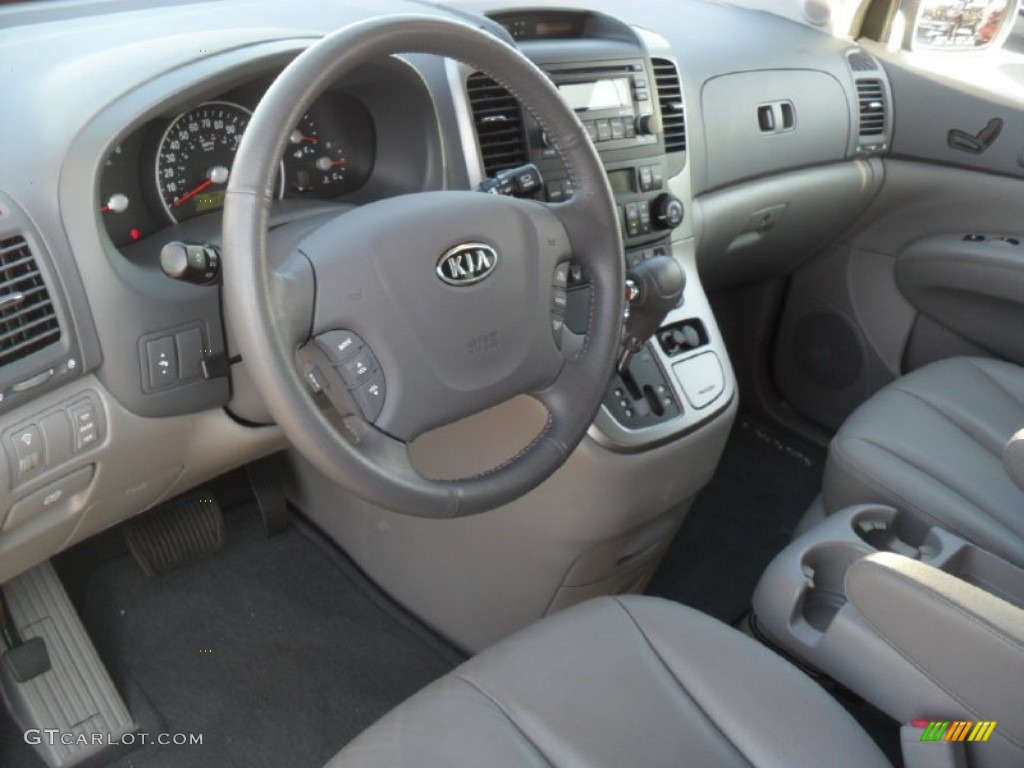 Gray Interior 2008 Kia Sedona LX Photo #60486401