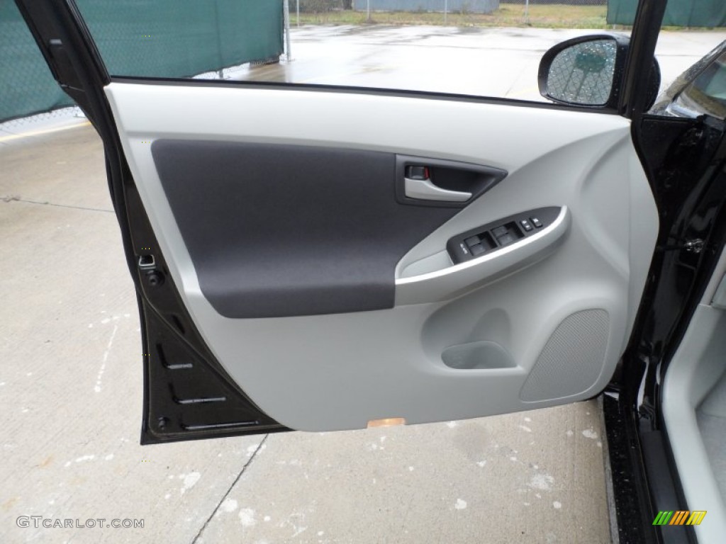2011 Toyota Prius Hybrid II Misty Gray Door Panel Photo #60487546