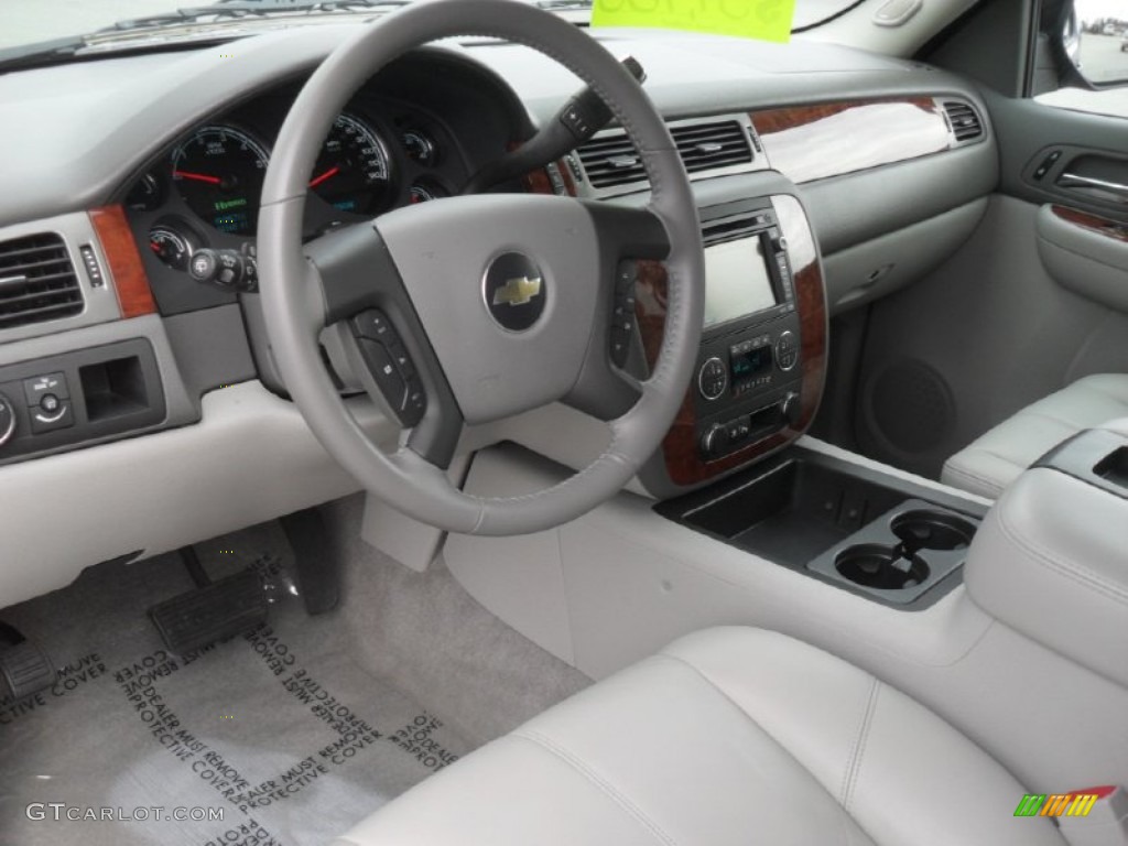 Light Titanium/Dark Titanium Interior 2008 Chevrolet Tahoe Hybrid Photo #60492140