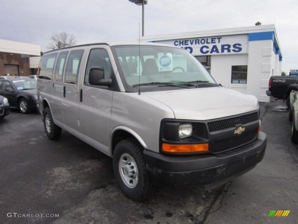 2007 Silver Birch Metallic Chevrolet Express 2500 Commercial Van