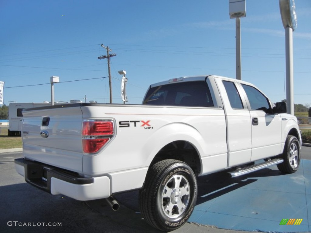 2010 F150 STX SuperCab 4x4 - Oxford White / Medium Stone photo #5