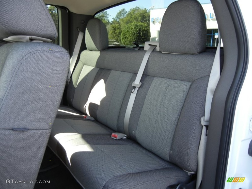 2010 F150 STX SuperCab 4x4 - Oxford White / Medium Stone photo #17