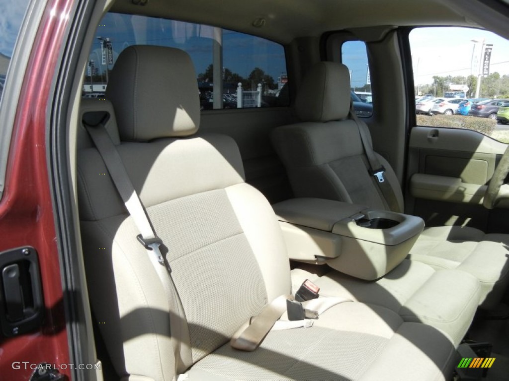 2004 F150 XLT Regular Cab 4x4 - Dark Toreador Red Metallic / Tan photo #17