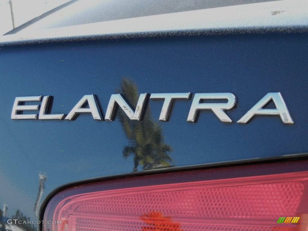 2009 Elantra SE Sedan - Black Pearl / Black photo #9