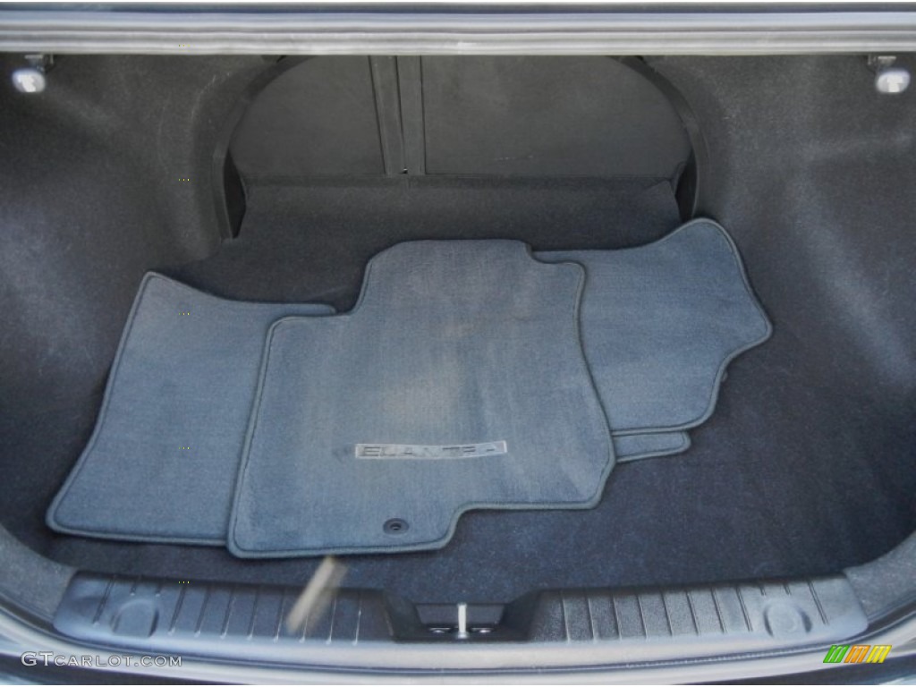 2009 Elantra SE Sedan - Black Pearl / Black photo #25
