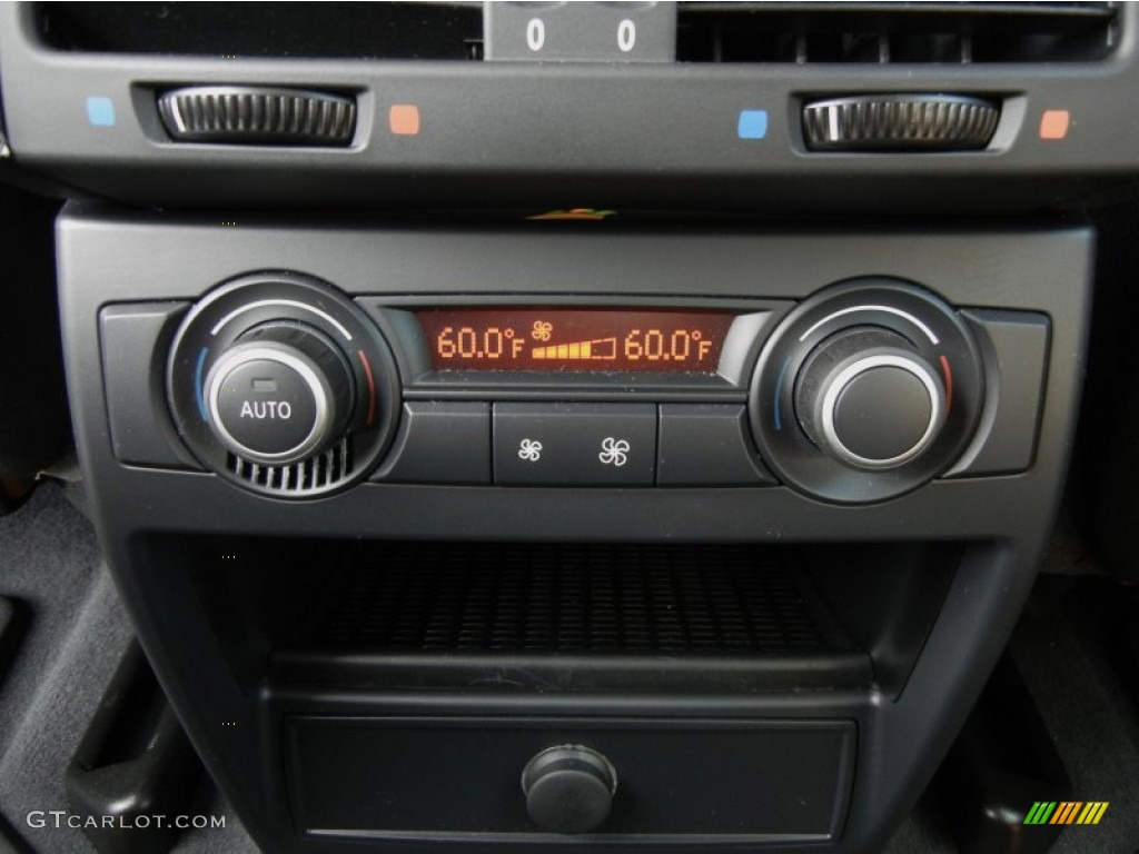 2009 BMW X5 xDrive30i Controls Photo #60500273