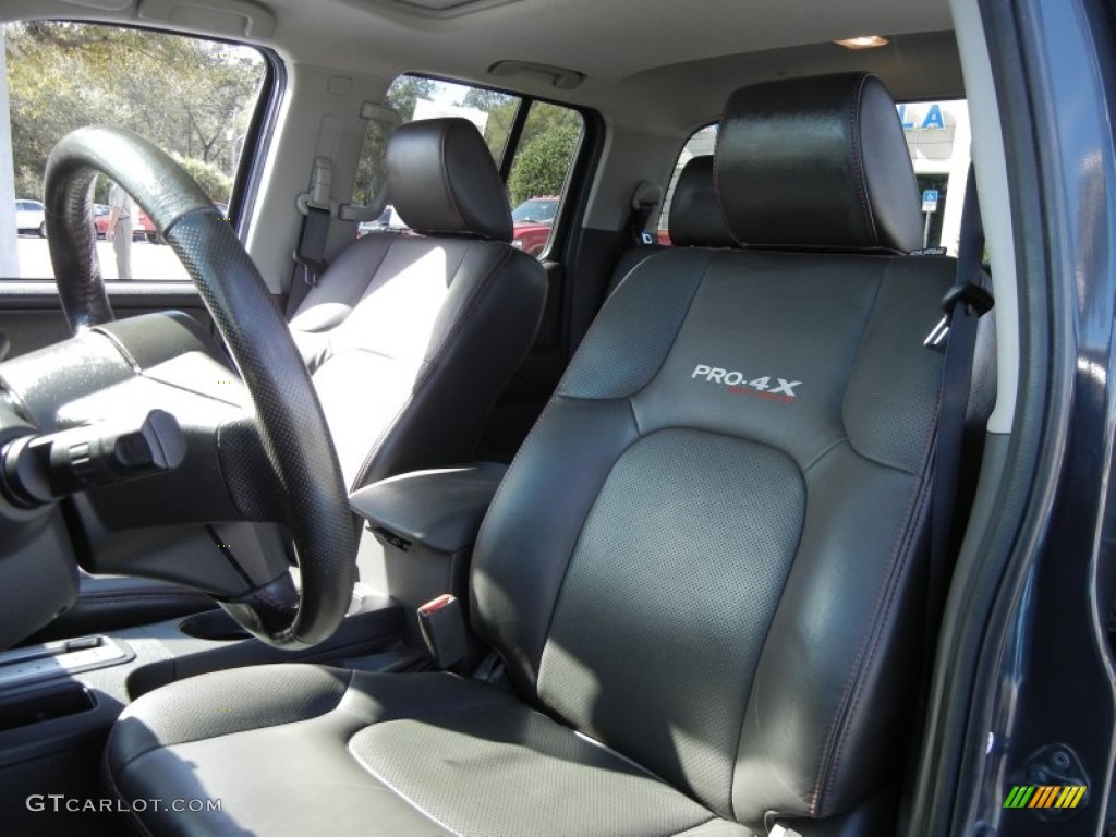 Pro-4X Charcoal Interior 2010 Nissan Frontier Pro-4X Crew Cab 4x4 Photo #60500462