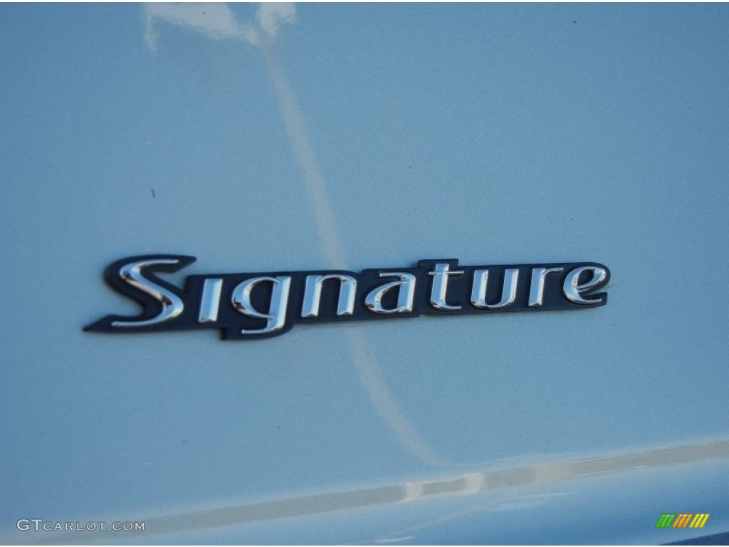2007 Lincoln Town Car Signature Marks and Logos Photo #60500771
