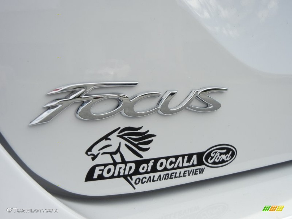 2012 Focus SE Sedan - Oxford White / Stone photo #4