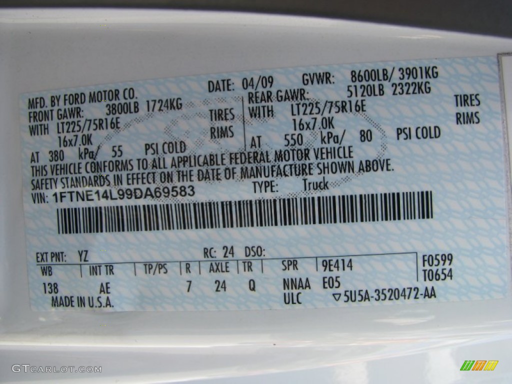 2009 E Series Van Color Code YZ for Oxford White Photo #60501773