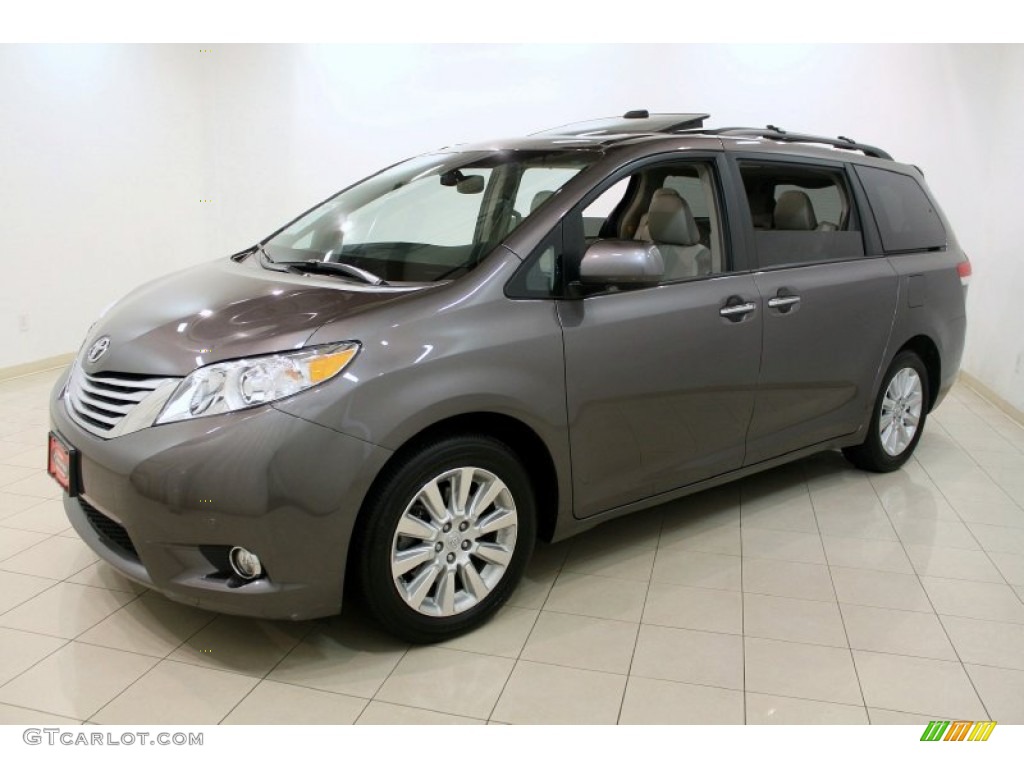 2011 Sienna Limited AWD - Predawn Gray Mica / Bisque photo #3