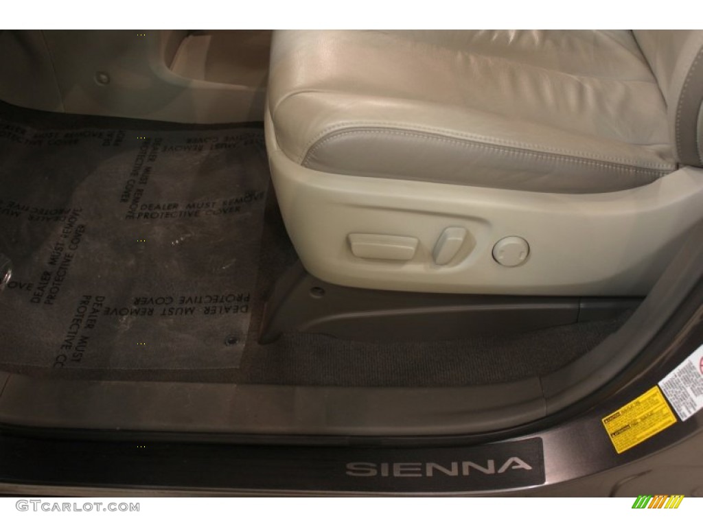 2011 Sienna Limited AWD - Predawn Gray Mica / Bisque photo #7