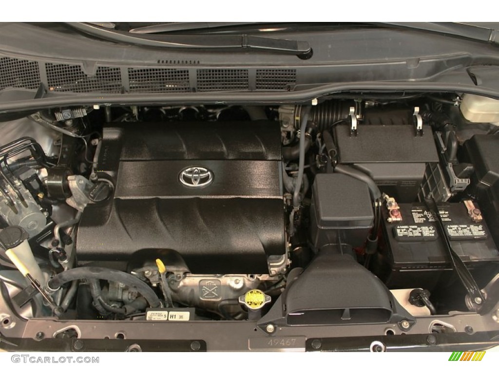 2011 Toyota Sienna Limited AWD Engine Photos