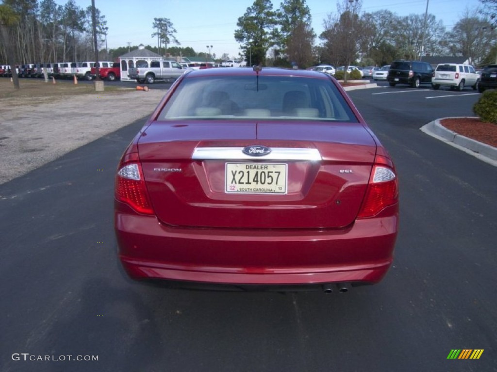 2010 Fusion SEL - Sangria Red Metallic / Camel photo #6