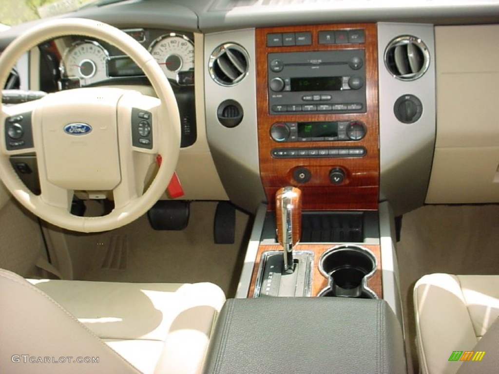 2007 Ford Expedition Eddie Bauer Camel Dashboard Photo #60511803