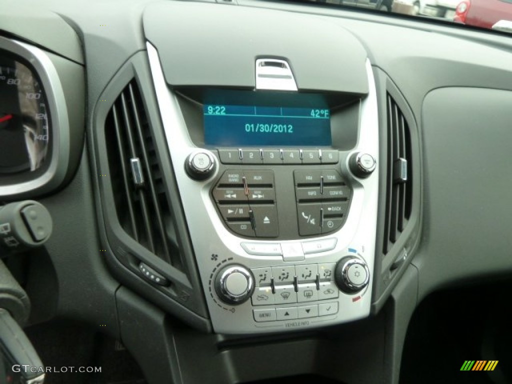 2010 Equinox LT AWD - Cyber Gray Metallic / Jet Black/Light Titanium photo #18