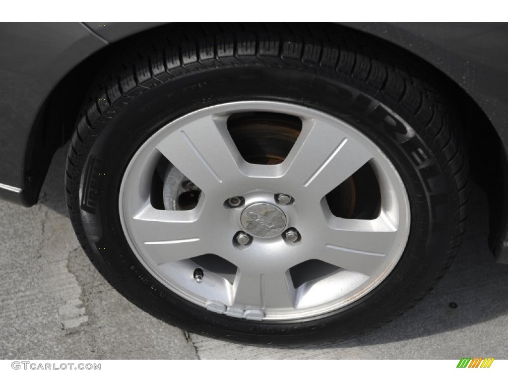 2005 Focus ZX3 SES Coupe - Liquid Grey Metallic / Charcoal/Charcoal photo #4