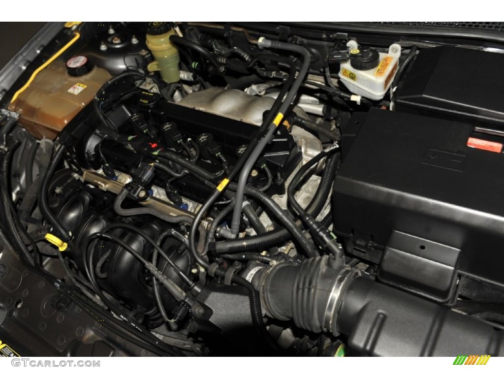 2005 Ford Focus ZX3 SES Coupe 2.0 Liter DOHC 16-Valve Duratec 4 Cylinder Engine Photo #60515074