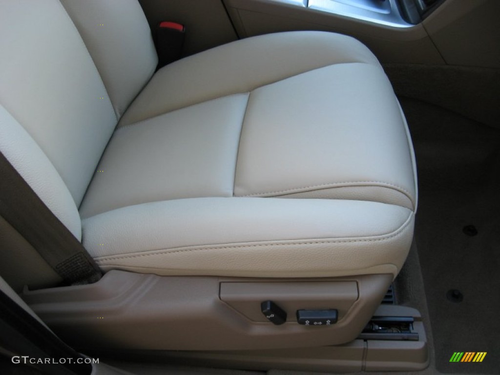 2013 Volvo XC90 3.2 AWD Front Seat Photo #60517359