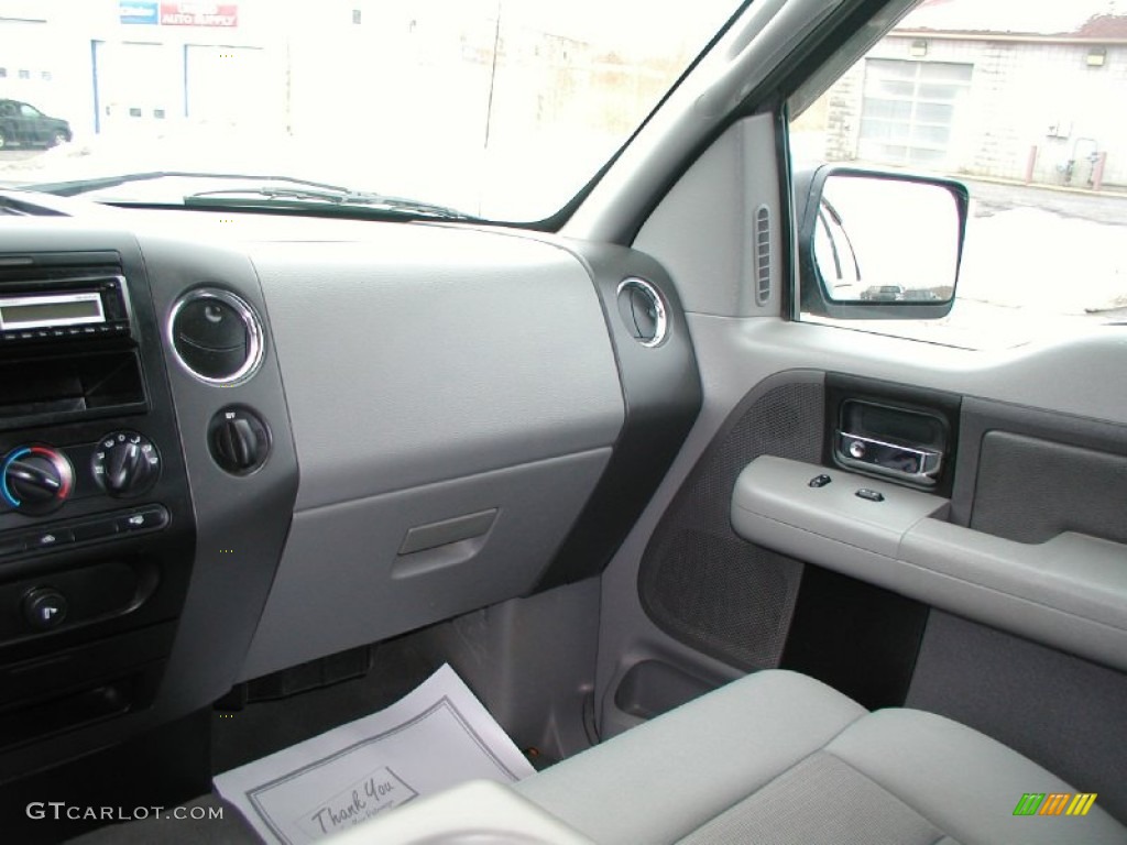 2004 F150 XLT SuperCrew 4x4 - Dark Shadow Grey Metallic / Dark Flint photo #30