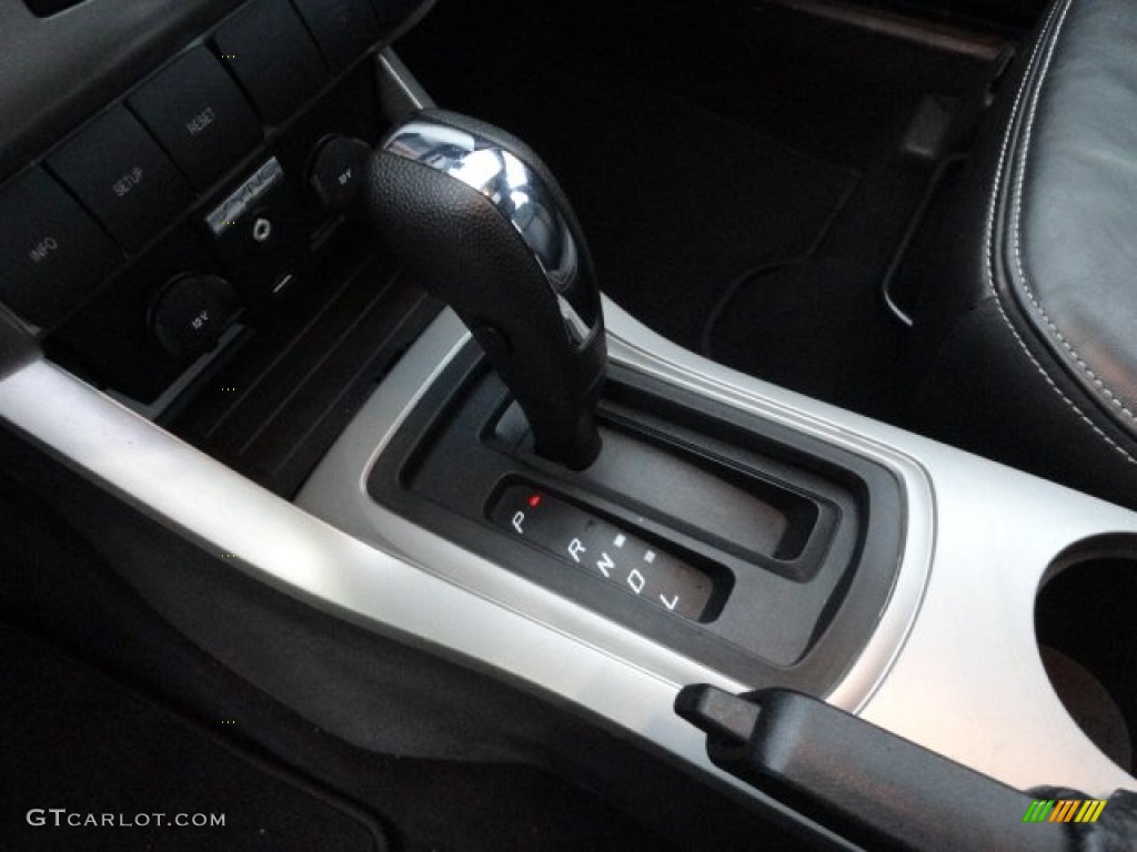 2008 Ford Focus SES Sedan Transmission Photos