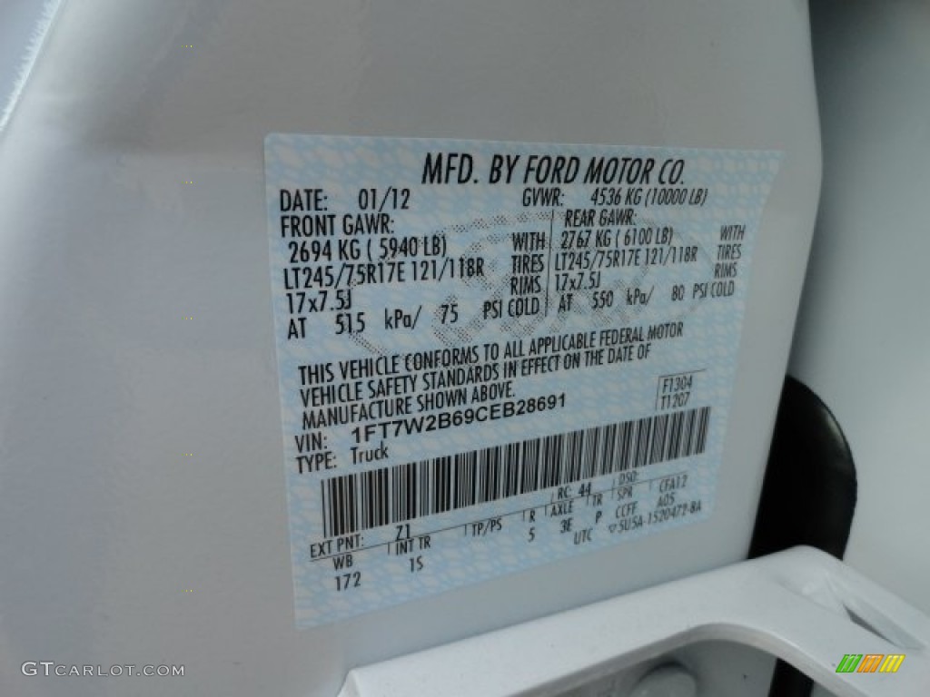 2012 F250 Super Duty XL Crew Cab 4x4 - Oxford White / Steel photo #16