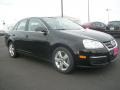 Black - Jetta SE Sedan Photo No. 31