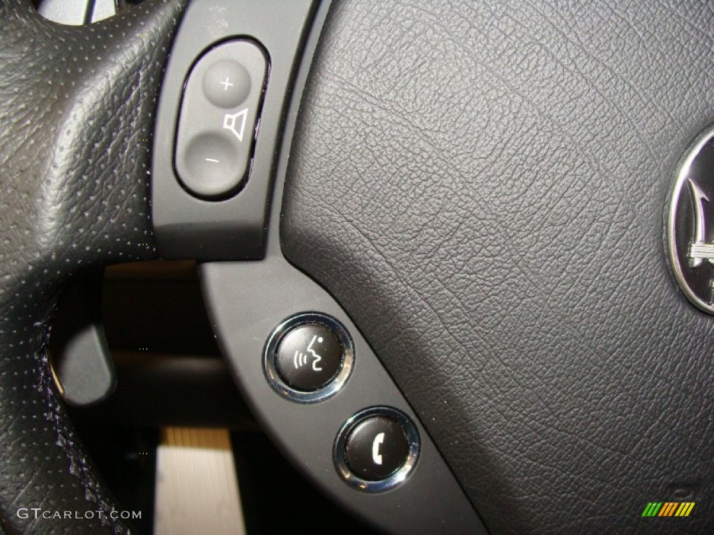 2012 Maserati GranTurismo S Automatic Controls Photo #60525674