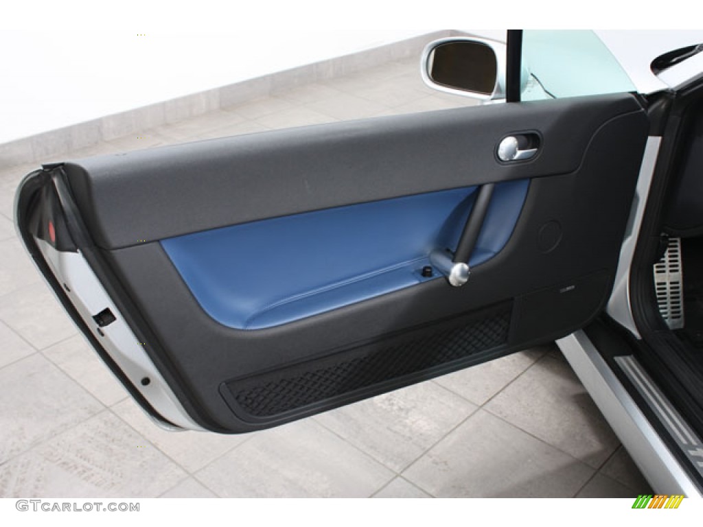 2004 Audi TT 3.2 quattro Coupe Blue Door Panel Photo #60530698