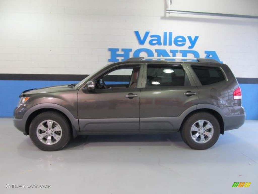 2009 Borrego EX V6 4x4 - Metal Bronze / Beige photo #2