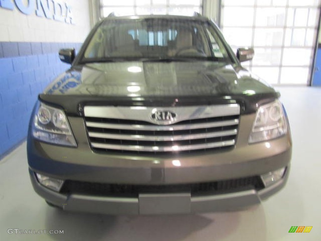 2009 Borrego EX V6 4x4 - Metal Bronze / Beige photo #5