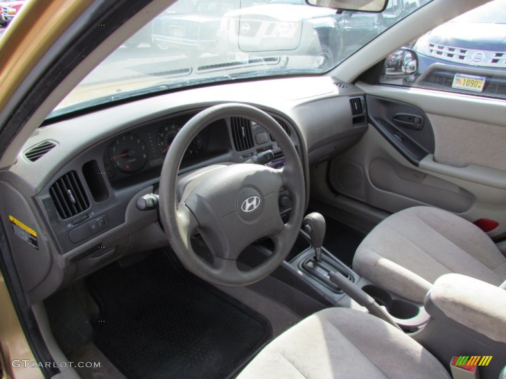 2004 Elantra GLS Sedan - Hazelnut / Gray photo #9