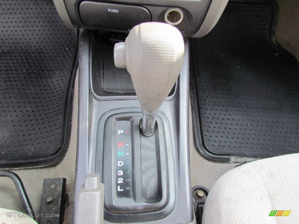 2004 Elantra GLS Sedan - Hazelnut / Gray photo #14