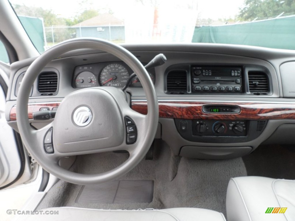 2002 Grand Marquis GS - Silver Frost Metallic / Light Graphite Grey photo #38