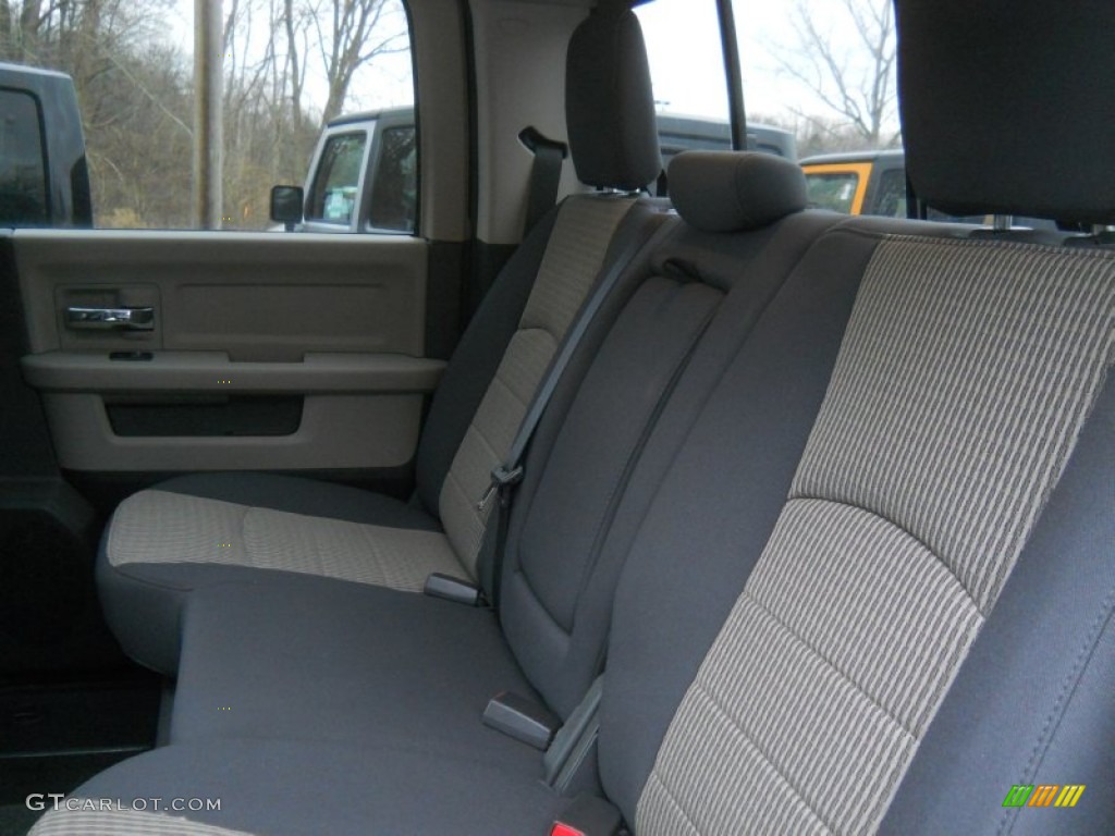 2011 Ram 1500 Big Horn Crew Cab 4x4 - Brilliant Black Crystal Pearl / Dark Slate Gray/Medium Graystone photo #23