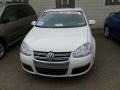Candy White - Jetta SE Sedan Photo No. 2