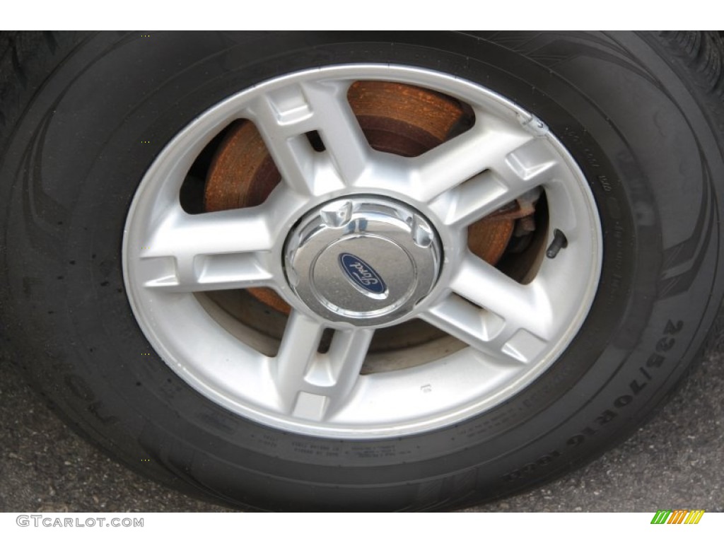 2004 Ford Explorer XLT 4x4 Wheel Photo #60547321