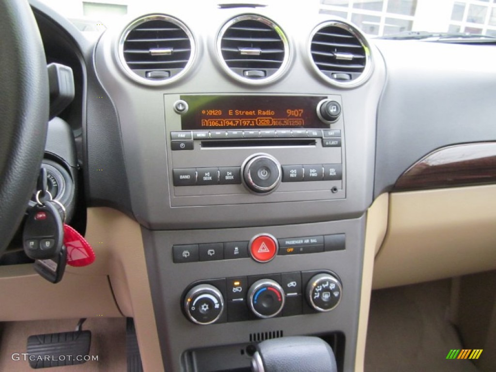2009 Saturn VUE XE V6 AWD Controls Photo #60548478